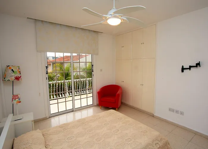 Вілла The White House *