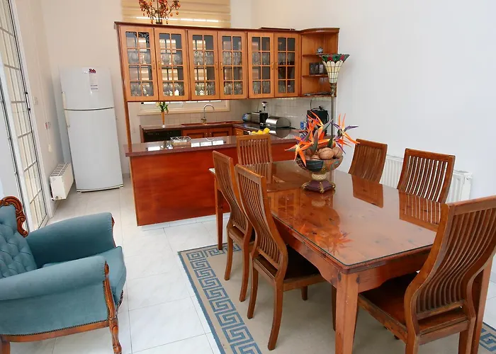 The White House Вілла *