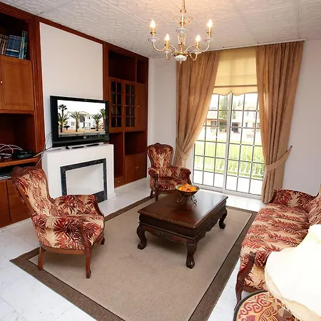 The White House * לרנקה