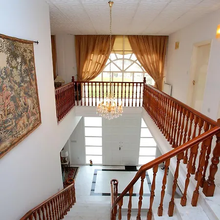 The White House וילה