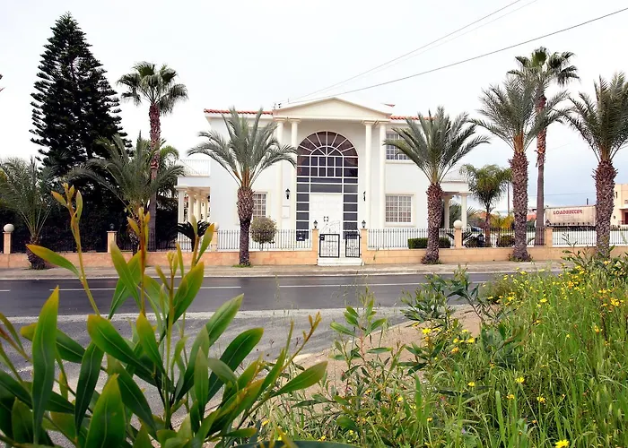 Вілла The White House