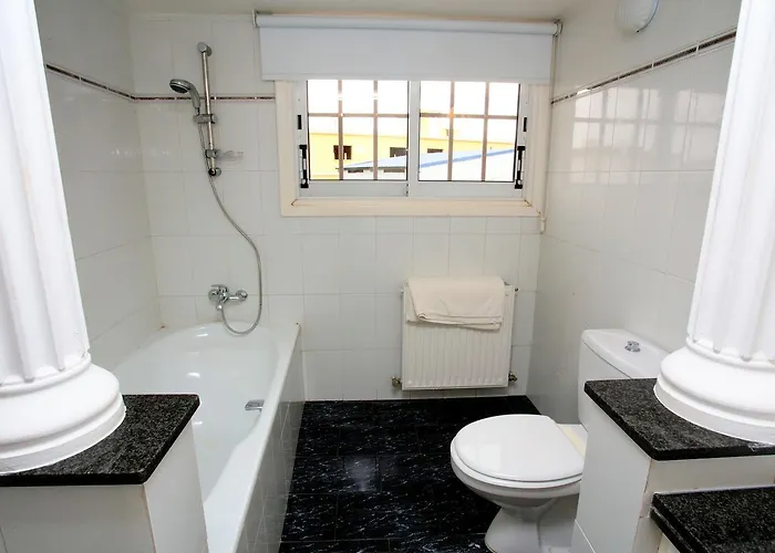 The White House * Ларнака