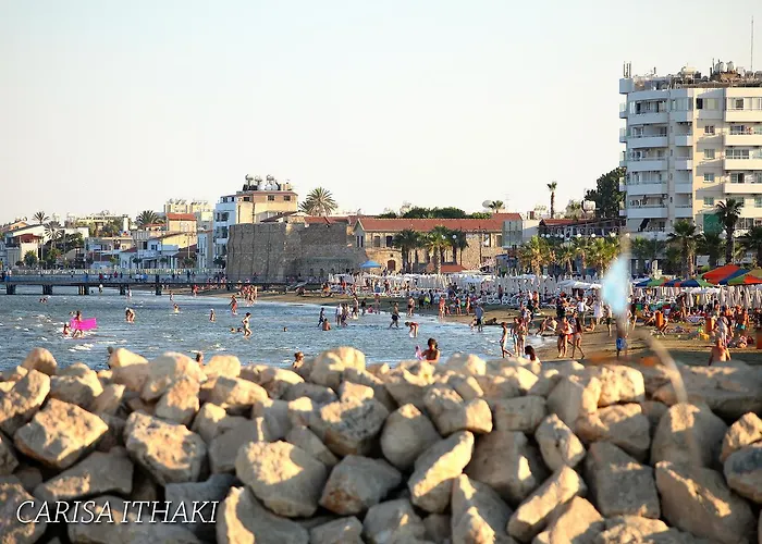 The White House Ларнака