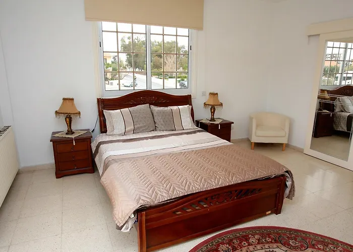 The White House Villa *