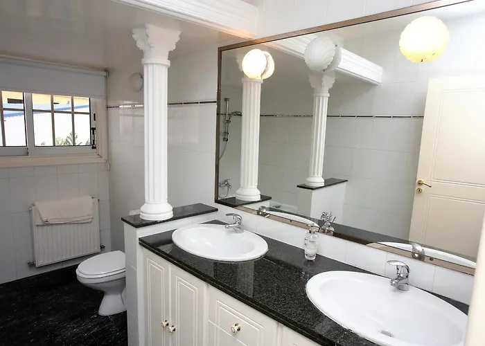 Villa The White House *