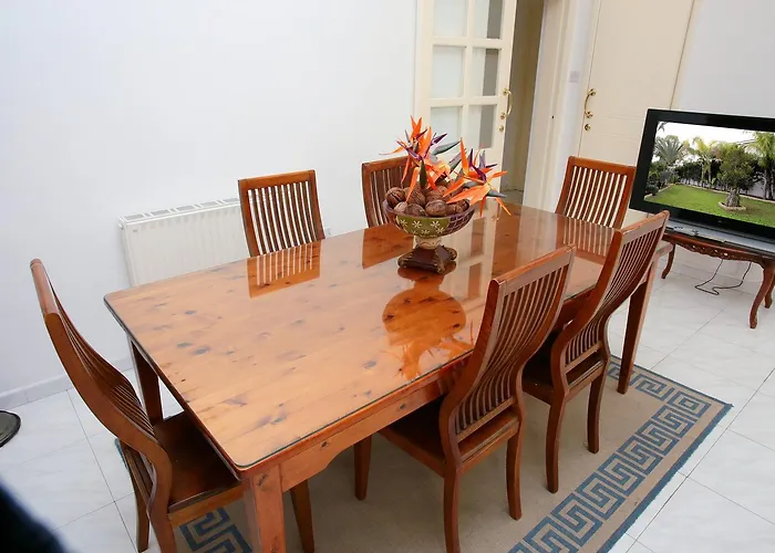 The White House * Larnaca