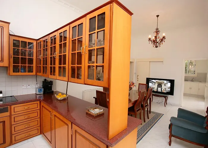 The White House Villa